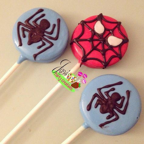 Spider-Man themed Oreo pops Spider Man Chocolate Covered Oreos, Spiderman Birthday Party, Ghost Spider, Covered Oreos, Spiderman Party, Oreo Pops, Treat Ideas, Spiderman Birthday, Man Party