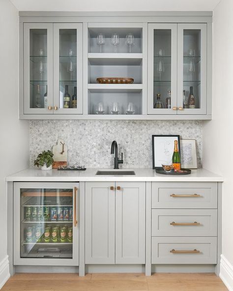 Wet Bar Ideas In Living Room, Built In Bar Cabinet, Built In Coffee Bar, Wet Bar Cabinets, Built In Wet Bar, Kitchen Wet Bar, Kitchen Bar Design, Home Wet Bar, 2024 Kitchen