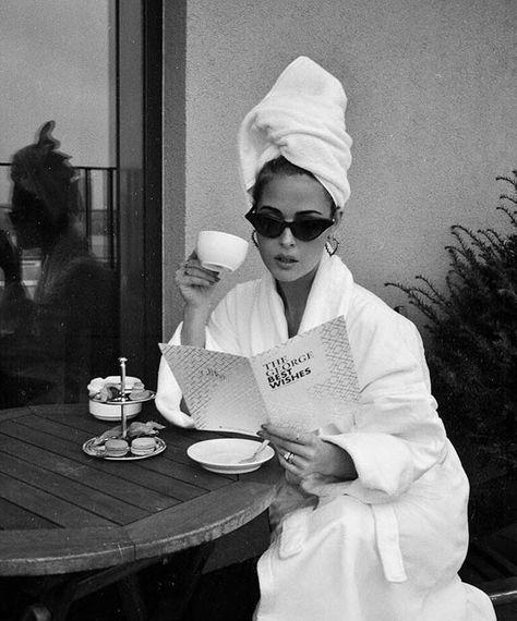 aesthetic , classy , girl , black and white , coffee , home , lovely Mode Retro, Boujee Aesthetic, Black And White Photo Wall, Black And White Picture Wall, Fotografi Vintage, Shotting Photo, Breakfast At Tiffany's, Photographie Inspo, Fashion Magazines