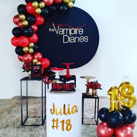 Vampire Diaries Birthday Theme, The Vampire Diaries Birthday Party, Vampire Diaries Themed Birthday Party, Vampire Diaries Birthday Party Ideas, Tvd Party, Vampire Theme Party, Vampire Halloween Party, Vampire Party, Fall Party Decorations