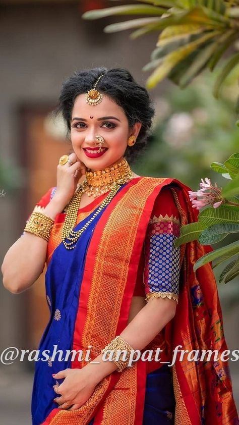 Navari Saree Marathi Bride Poses, Paithani Saree Photoshoot Poses, Navvari Sadi Look Poses, Navari Saree Photoshoot Poses, Marathi Look Photoshoot Poses, Navari Sadi Poses, Nauwari Bride Look, Navvari Poses, Navari Saree Poses