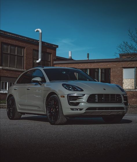 Porsche Truck, Porsche Suv, Porsche Macan Gts, Future Vehicles, Porsche Macan, Car Mods, Future Car, Cool Cars, Dream Cars