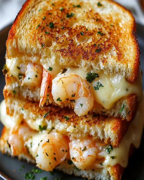 Cheesy Garlic Bread Shrimp Grilled Cheese Recipe - Delicious! Shrimp Grilled, Grill Cheese, Grilled Cheese Recipe, Breaded Shrimp, Classic Sandwich, Cheesy Garlic Bread, Grilled Cheese Recipes, Grilled Shrimp, Cheese Recipe