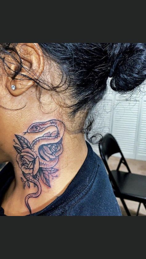 White Tattoo Cross, Wing Neck Tattoo, Dark Skin Tattoo, Girl Neck Tattoos, Side Neck Tattoo, Tattoo And Piercings, Tattoo Neck, Back Of Neck Tattoo, Neck Tattoos Women