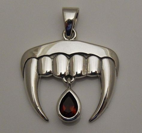 Vampire Fangs, Vampire Teeth, Gothic Vampire, Dark Romantic, Dark Gothic, Gothic Jewelry, Garnet Gemstone, Stunning Jewellery, Underworld