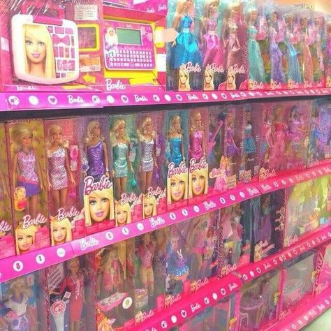 Barbie aisle Barbie And, 2000s Toys, Original Barbie Doll, Childhood Aesthetic, 2010s Nostalgia, Nostalgia Aesthetic, Childhood Memories 2000, 2000s Nostalgia, Nostalgic Toys