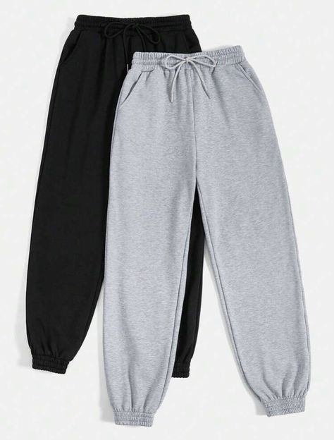 Twilight Wardrobe, Nike Joggers Women, Obx Clothes, Plain Joggers, Celana Jogger Wanita, Photographie Indie, Women Sweatpants, Simple Outfits For School, Cute Sweatpants