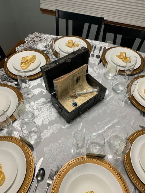 Dollar general charger plates Titanic Centerpiece, Titanic Themed Party Decoration, Titanic Wedding Theme, Titanic Dinner Party, Titanic Decorations, Titanic Prom, Titanic Birthday Party, Titanic Wedding, Titanic Birthday