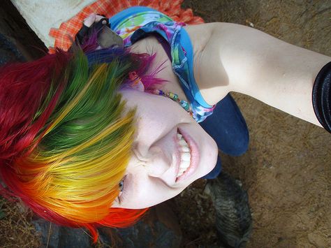 Rainbow hair spring 2009. Rainbow Dash Hair Hairstyles, Rainbow Dash Hair, Art Mom Aesthetic, Evil Smirk, Short Rainbow Hair, Big Knife, Random Oc, Hair Spring, Art Mom