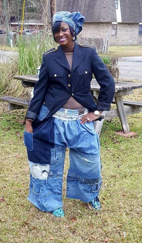 Upcycle Clothes Jeans, Refashion Jeans, African Print Pants, Diy Denim, Clothes Jeans, Diva Style, Denim Ideas, Altered Couture, Style 2023