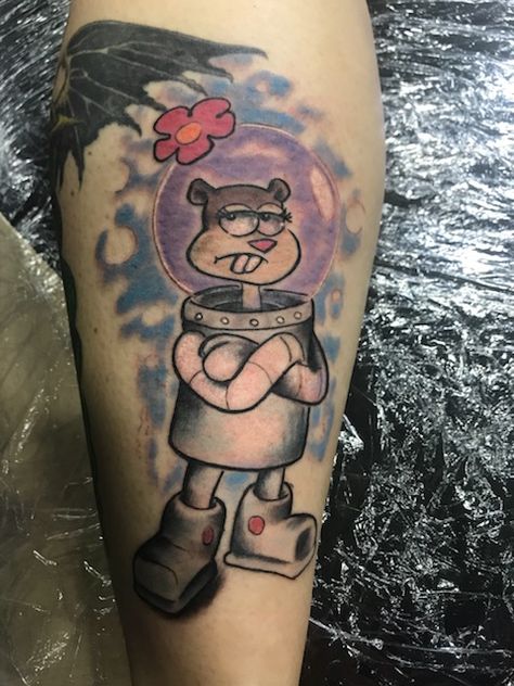 ‪Sandy tattoo for dear Nikky. Tattoo by Chris. #sandy #spongebobsquarepants #cartoon #villianartstattooconvention #tattooshopsinlouisville #thehighlandslouisville‬ Sandy From Spongebob, Spongebob And Sandy, Spongebob Tattoo, Squirrel Tattoo, Sandy Cheeks, Best Friend Tattoos, S Tattoo, Spongebob Squarepants, Fine Art Gallery