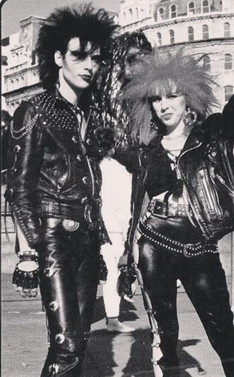 Punk Fashion 80s, 80s Punk Aesthetic, 80s Punk Outfits, Punk Fashion Aesthetic, 80s Goth Fashion, 80s Punk Fashion, Alternative Fashion Punk, 1980s Outfits, Punk Outfit