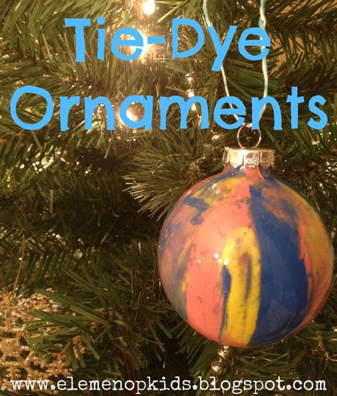 Tie-Dye #Christmas Ornaments: #Kid-Made {eLeMeNO-P Kids} Tie Dye Christmas, Diy Christmas Ornaments Rustic, Christmas Ornaments Balls, Christmas Ornaments Diy Kids, Christmas Tie Dye, Diy Tie Dye, Diy Felt Christmas Ornaments, Friend Christmas Ornaments, Easy Holidays Crafts