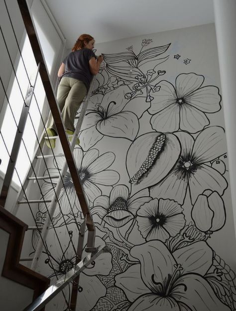 Flower Murals, نباتات منزلية, Diy Wall Painting, Stair Case, Wall Painting Decor, Diy Wall Art Decor, Wall Drawing, Wall Paint Designs, Design Del Prodotto