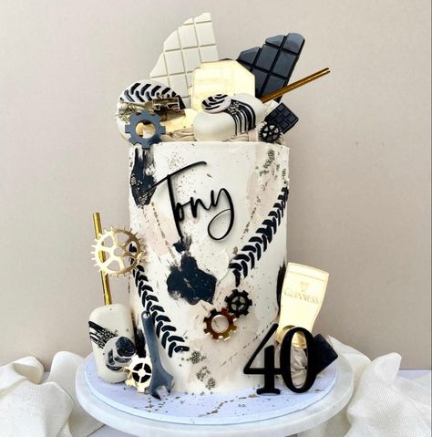 Tall Cake For Men, Male 40th Birthday Cake, Man Cakes Birthday For Men 40, Male Cakes Birthday Men, Male Cake Ideas, Male Birthday Cake, Father's Day Cakes, Male Cakes, 40th Birthday Cakes For Men