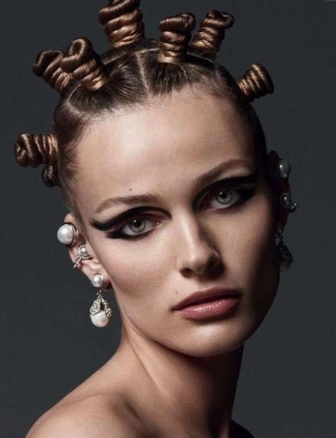 Editorial Hairstyles, High Fashion Hair, Edita Vilkeviciute, Avant Garde Hair, Editorial Hair, Romee Strijd, Funky Hairstyles, Vogue Germany, Hair Shows