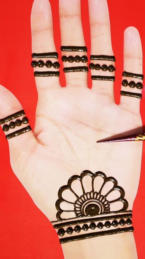 Here I drawing very easy and simple eid special gol tikki mehndi design for front hands. #mehndi #mehndidesign #eidmehndi #eid2022 #goltikkimehndi #mehandi Mehendi Design For Hands, Tikki Mehendi, Gol Tikki Mehndi Design, Tikki Mehndi Design, Eid Special Mehndi Design, Tikki Mehndi, Henna Art Designs, Eid Special, Hand Mehndi