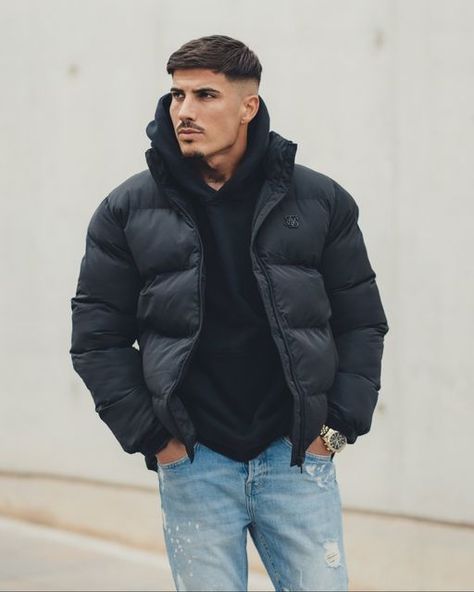 Mens Black Puffer Jacket Outfit, Winter Outfits Men Puffer Jacket, Men’s Puffer Jacket Outfit, Black Puffer Jacket For Streetwear, Nike Hoodies For Men, Puff Jacket Outfit, Men’s Black Puffer Jacket Outfit, Large Mens Fashion, Outfits For Teenage Guys