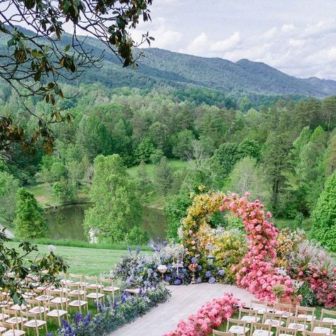 Blackberry Farm on Instagram: "Breaking up your Winter feed with a little colorful moment to highlight this gorgeous wedding celebration from last Spring. Swipe to see this couple's viral wedding aisle, and send to all your 2024 bride friends. Visit the link in bio to see the beautiful wedding weekend featured in @Brides! #BlackberryFarm #BlackberryWeddings #Brides2024" Isle Florals, Ceremony Installation, Tyler Hill, Traditional Wedding Ceremony, Bride Friend, Wedding Isles, Smoky Mountain Wedding, Wedding Ceremony Traditions, Colorful Space