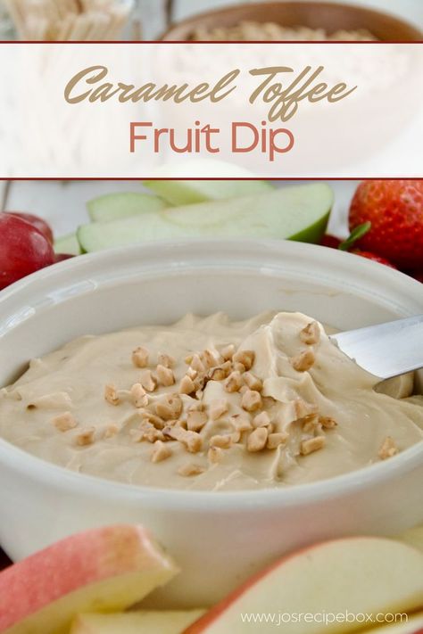 CARAMEL TOFFEE FRUIT DIP Recipe For Fruit Dip, Brown Sugar Dip, Caramel Bits, Caramel Toffee, Strawberry Dip, Fruit Dip, Delicious Fruit, Recipe Box, Toffee