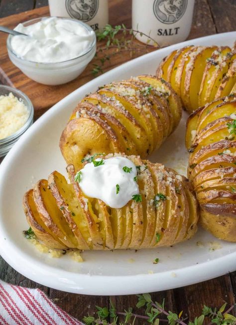 Garlic Herb Hasselback Potatoes | Butter Your Biscuit Garlic Butter Hasselback Potatoes, Food Potatoes, Comfort Meals, Garlic Parmesan Potatoes, Hasselback Potatoes, Garlic Herb Butter, Breakfast Drink, Yukon Gold Potatoes, Baked Sweet Potato