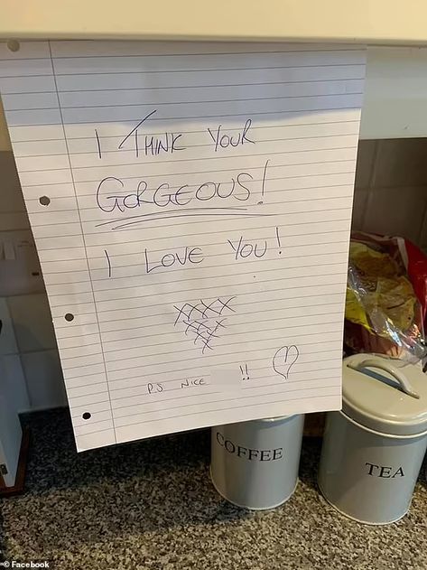 Women share photos of the sweet gestures and notes their partners have left for them  | Daily Mail Online Small Gestures Of Love, Cute Romantic Gestures, Romantic Gestures For Girlfriend, Love Gestures, Sweet Gestures, Sweet Love Notes, Dream Man, Romantic Things, Romantic Gestures