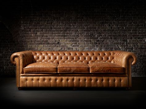 The William King 4 seater chesterfield sofa in Crackle Tan leather. Upholstery Bed, Leather Chesterfield, Brown Sofa, Homemade Tools, Billiard Room, Chesterfield Sofa, Best Sofa, Cushion Filling, Paisley Design