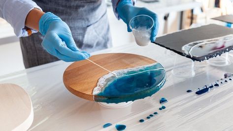 Resin And Wood Diy, Paint Mixer, Resin Art Supplies, How To Make Resin, Crystal Clear Epoxy Resin, Resin Pour, Clear Epoxy Resin, Resin Jewelry Making, Resin Design