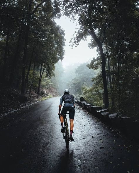 Cycling Reference, Cycling Photoshoot, Road Cycling Photography, Road Bike Photography, Bicycle Wallpaper, Bicycle Photography, Cycling Inspiration, Bike Riding Benefits, Cycling Training