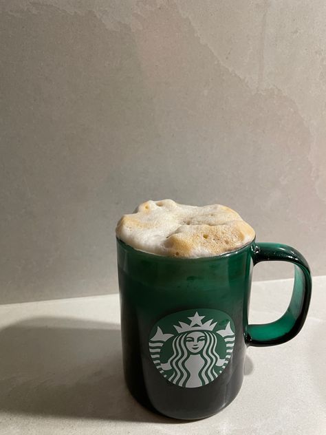 Starbucks Mug Aesthetic, Mug Aesthetic, Starbucks Coffee Mug, Starbucks Mug, Starbucks Mugs, Starbucks Coffee, Coffee Addict, Iced Coffee, Nom Nom