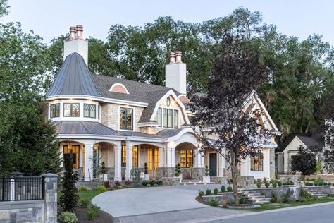 Elegant Luxury Dream Home - Draper, Utah Palace Design, Dream House Modern, Nantucket Style Homes, Utah House, Draper Utah, Luxury Exterior, Nantucket Style, Two Storey House, Stone Architecture