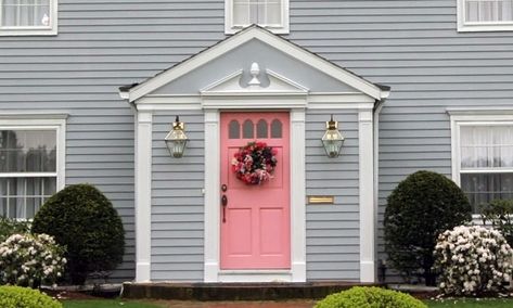 Home exterior with light gray weatherboard walls and door in a light pastel pink (Ladylike DE 5121 by California Paints). www.californiapaints.com Outdoor Planters Front Door, Entryway Paint, Entryway Paint Colors, Pink Front Door, Best Front Doors, Best Exterior Paint, Blue Front Door, Grey House, Pink Door