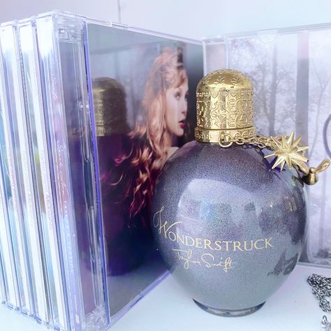 Wonderstruck Perfume, Taylor Swift Perfume, Speak Now Aesthetic, Now Aesthetic, Speak Now Taylor Swift, Swiftie Aesthetic, Taylor Aesthetic, Perfume Aesthetic, Taylor Core