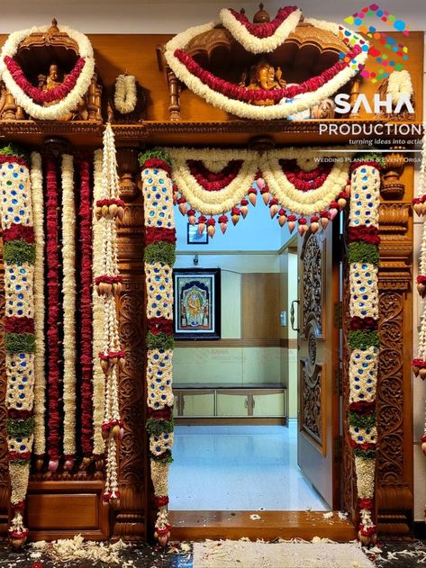 Main Door Flower Decoration, Pooja Backdrop, Door Flower Decoration, First Home Pictures, Ganpati Decor, Home Flower Decor, Haldi Decor, Traditional Door, House Warming Ceremony