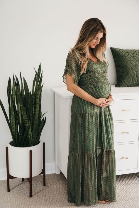 Baby Shower Look : Emerald Green Ba&sh Dress + Cult Gaia Mules | The Grey Edit Green Metallic Dress, Baby Shower Look, Baby Shower Outfit Ideas, Green Maternity Dresses, Baby Shower Outfit For Guest, Maternity Dresses For Baby Shower, Shower Outfits, Green Baby Shower, Baby Shower Outfit