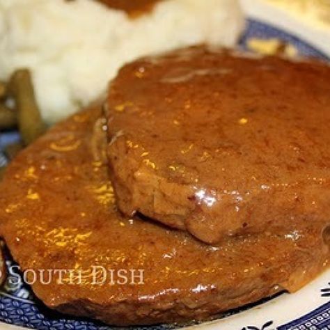 Crock Pot Round Steak & Gravy Steak Crock Pot Recipes, Crock Pot Round Steak, Round Steak Gravy, Bottom Round Steak Recipes, Beef Bottom Round Steak, Bottom Round Steak, Crockpot Steak Recipes, Steak Gravy, Steak And Gravy