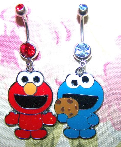 this is adorable ! cookie monster & elmo matching belly button rings Best Friend Belly Button Rings, Matching Belly Button Rings, Belly Button Piercing Matching, Matching Belly Button Piercing Friends, Matching Belly Button Piercing, Matching Piercings, Tattoo Ideas Best Friends, Belly Button Piercings, Cute Belly Rings