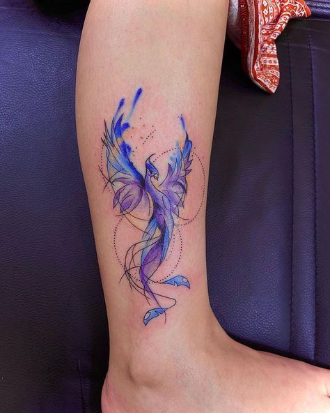 Breathtaking And Unique: 57 Phoenix Tattoos Just For You - InkMatch Phenix Tattoo Color, Female Phoenix Tattoo For Women, Womens Pheonix Tattoo Ideas, Japanese Phoenix Tattoo Design For Women, Tattoos Phoenix Rising Women, Water Phoenix Tattoo, Phoenix Simple Tattoo, Pheonix Tattoo For Women Simple, Colorful Feminine Tattoos