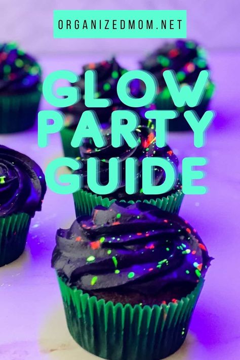 Glow Party Snack Ideas, Glow Day Snack Ideas, Diy Glow Party Decorations, Diy Glow Party, Glow Party Food, Glow Birthday Party Ideas, Glo Party, Glow Party Ideas, Glow Party Decorations