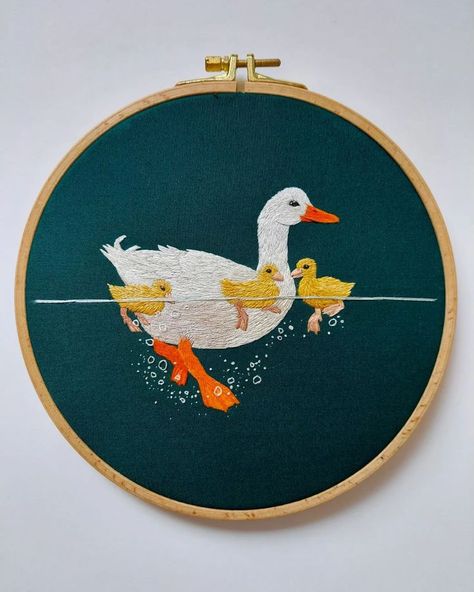 Duck Embroidery, Into The Water, Fiber Artist, Handmade Embroidery Designs, Needlework Embroidery, Thread Painting, Embroidery On Clothes, Cute Embroidery, 자수 디자인