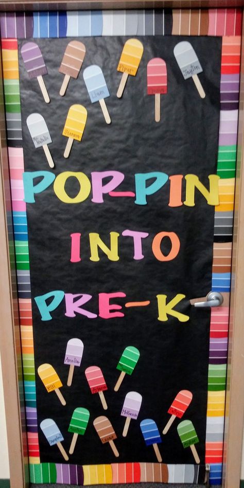 Bulletin Board Ideas For Preschool Back To School, First Day Of Prek Bulletin Boards, Preschool Window Decorations Classroom, Pre K Window Decorations, Preschool Boards Ideas, Preschool August Bulletin Boards, Prek September Bulletin Boards, Preschool Door Decorations Welcome Back To School, Prek Back To School Door Ideas