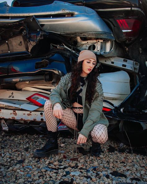 Junk Yard Photoshoot, Junkyard Photoshoot Ideas, Junk Yard Photo Shoot, Flannel Photoshoot, Industrial Photoshoot Ideas, Photoshoot Industrial, Ball Pit Photoshoot, Yard Photoshoot, Junkyard Photoshoot