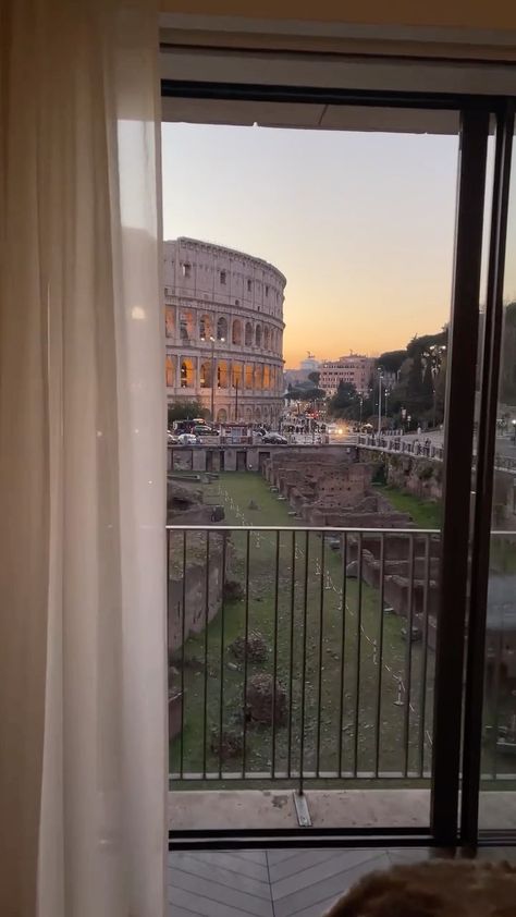 earthpix on Instagram: @andreavetrano POV: checked into this hotel and colosseum is your view 😍 📍Rome, Italy 🎶 Crazy- S-O-R-O-R-E-S Hotel In Rome, Rome View, Italy House, Rome Hotels, Italy Hotels, Dream Travel Destinations, Rome Italy, House Inspo, Double Tap