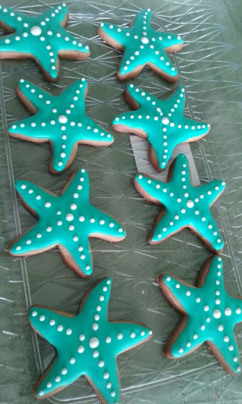 Starfish Cookies Decorated, Nemo Cookies, Star Cookies Decorated, Ocean Cookies, Starfish Cookies, Sea Cookies, Tuff Tray Ideas Toddlers, Star Sugar Cookies, Diy Cookies