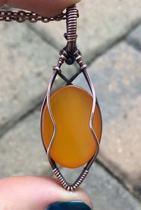 Small Wire Wrapped Pendant, Wire Wrapping Diy, Wire Wrapped Stone Jewelry, Wire Wrap Jewelry Designs, Wire Jewelry Making, Diy Jewelry Projects, Wire Wrapped Jewelry Diy, Wire Wrapped Jewelry Tutorials, Wrap Necklaces