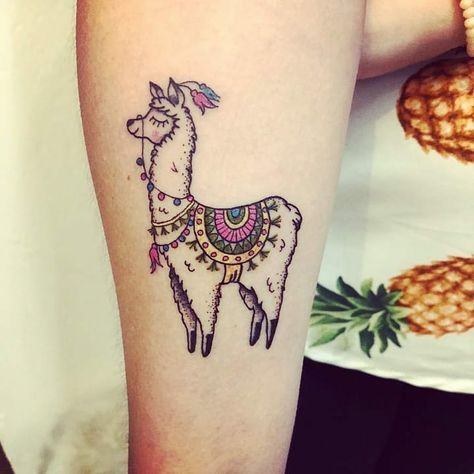 Traditional Llama Design Tattoo Llama Tattoo, Drawing Cool, Spade Tattoo, Inca Tattoo, Cute Couple Tattoos, Feather Tattoo Design, Sweet Tattoos, Tattoo Shows, Cute Llama