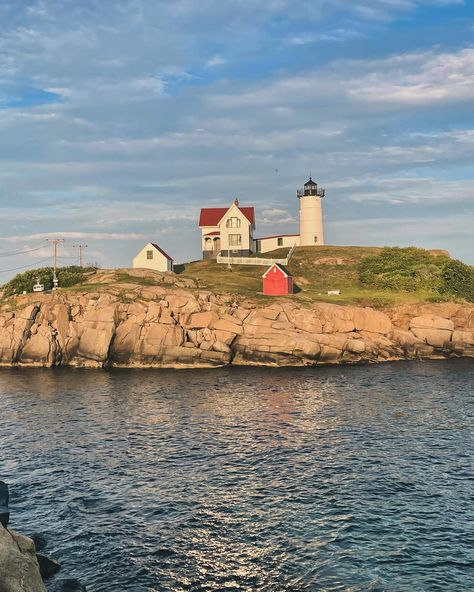 Nubble Lighthouse, MA. Summer 2024 Snowy Lighthouse, Lighthouse Aesthetic, Nubble Lighthouse, Maine Lighthouses, Summer 2024, Lighthouse, New England, Maine, England