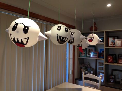 Mario boo the ghost balloons 9th Birthday Parties, Trunk Or Treat, 9th Birthday, 5th Birthday, Birthday Parties, Balloons, Birthday Party, Halloween, Birthday