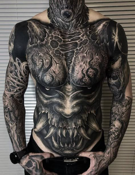 Tato 3d, Body Tattoo Design, Torso Tattoos, Estilo Cholo, Evil Tattoos, Chest Piece Tattoos, Chest Tattoo Men, Full Body Tattoo, Dark Things