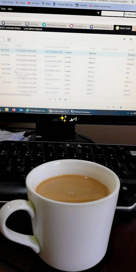 Fake Office Work Snaps, Coffee And Laptop Aesthetic, Office Snap, Work Pranks, Happy Thursday Images, Nursing Motivation, Thank You Pictures, Cake Story, Cute Cat Memes